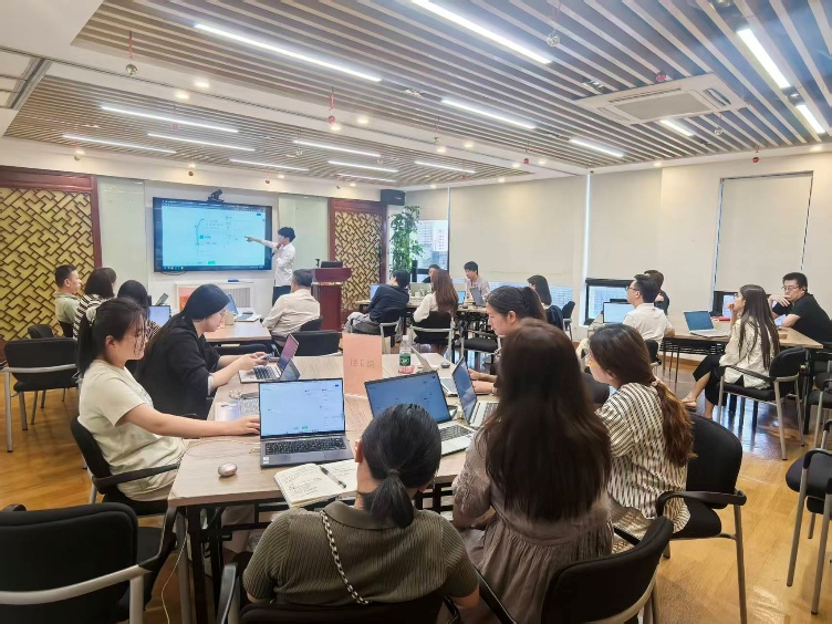 上海《引爆效能革命，AI智能体搭建》